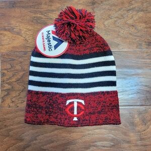 Minnesota Twins MLB Unisex Majestic Pom Bennie Winter Hat Brand New NWT
